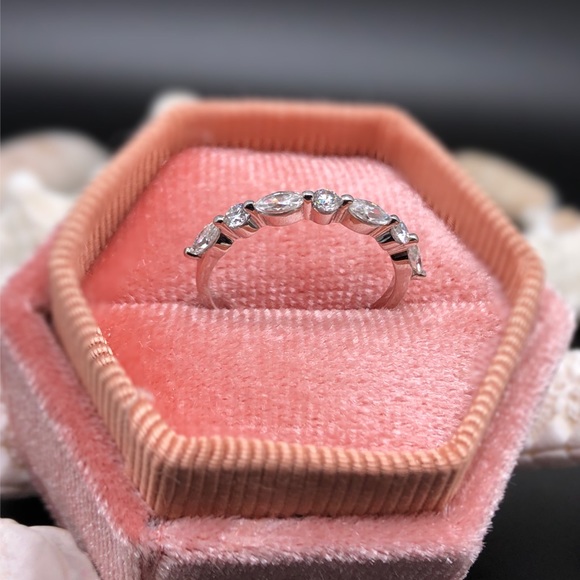 14k moissanite ring set with certificate - Picture 9 of 17